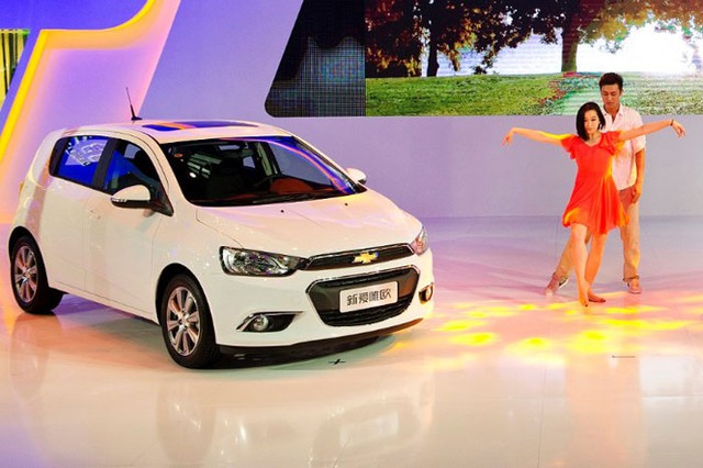 Chevrolet Aveo 15 AT 2015