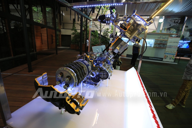 Mô hình giải phẫu động cơ của Yamaha Exciter 150