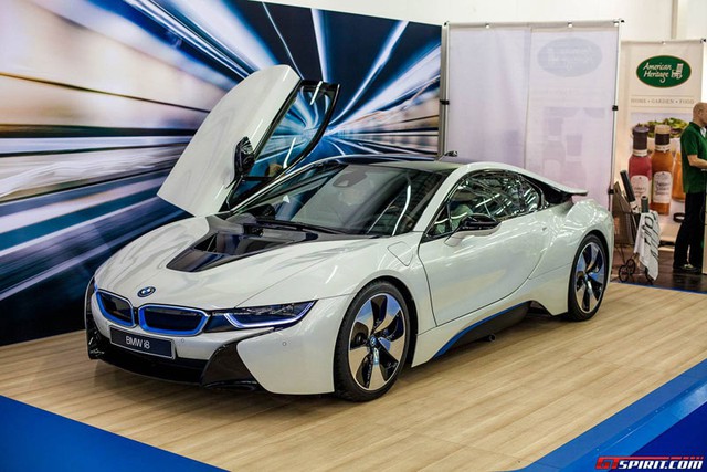 Hàng "hot" BMW i8