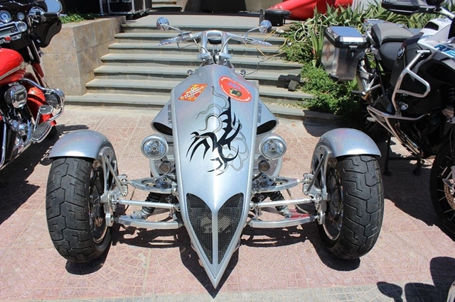 Trike-Bike Bourget Scorpion RT được một khách hàng Việt đặt hàng hãng xe độ Bourget tại Mỹ sản xuất.