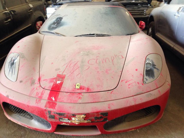 Ferrari F430 Spider trong lô hàng 144 xe lậu bị bắt của Dũng mặt sắt.