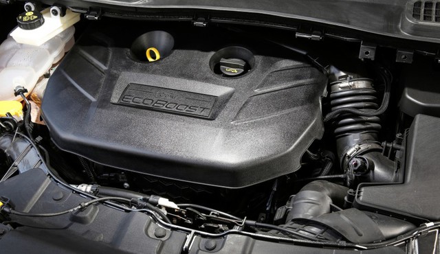 Động cơ EcoBoost 1,5 lít trên Ford Escape 2015.