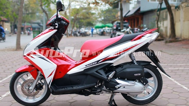 Airblade là mẫu xe máy bán chạy nhất của Honda trong năm 2014 tại Việt Nam.
