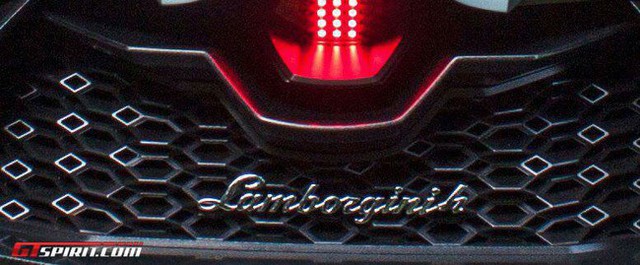 Chữ Lamborghini bị viết sai trên siêu xe Egoista.