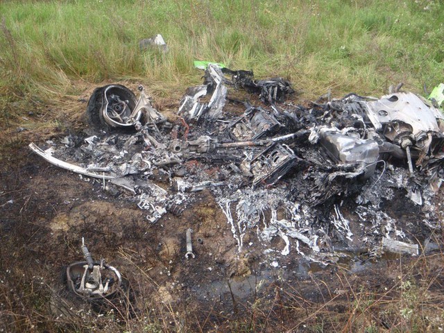 Chiếc siêu xe Lamborghini Huracan nát bét tại hiện trường vụ tai nạn.