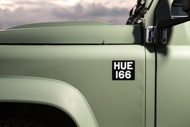 Land Rover Defender Heritage Edition