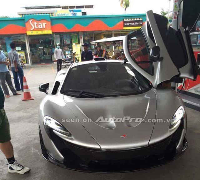 McLaren P1 trong một lần xuất hiện trên phố. Siêu xe hàng hiếm này có mức giá 1,35 triệu đô tại thị trường Mỹ.