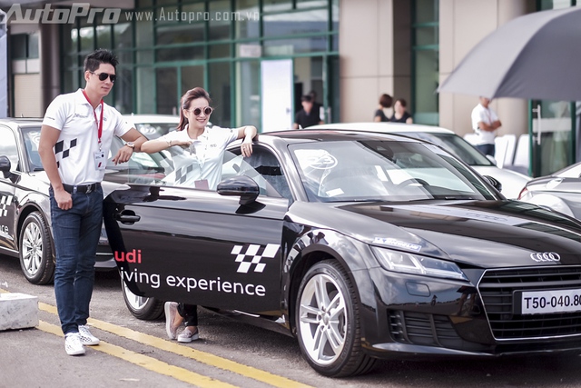 Trong chuyến chạy thử Audi này, diễn viên Bình Minh đưa cả vợ và con đến Phú Quốc.