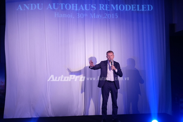 Ông Michael Behrens khẳng định Mercedes-Benz Việt Nam sẽ chỉ tham gia triển lãm Motor Show do VAMA tổ chức.