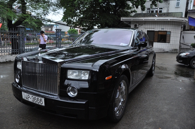 Chiếc Rolls-Royce Phantom một thời là niềm tự hào của người dân Quảng Ninh.