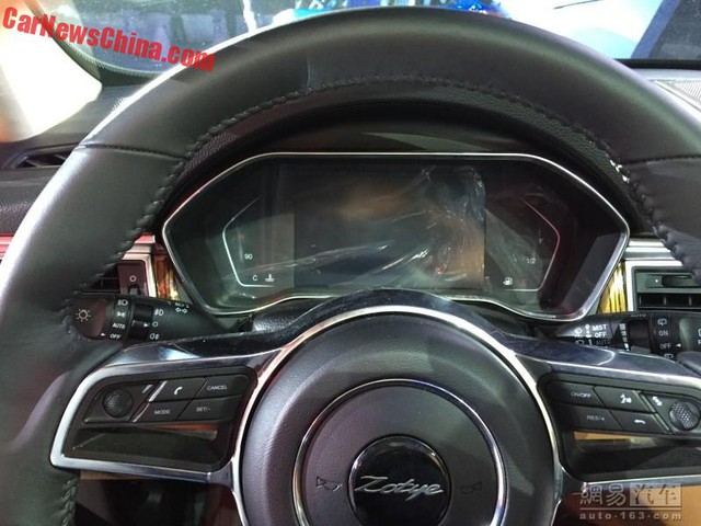 Porsche Macan phiên bản nhái chính thức ra mắt, giá khoảng 331 triệu Đồng - Ảnh 8. Porsche Macan phiên bản nhái chính thức ra mắt, giá khoảng 331 triệu Đồng - Ảnh 8.