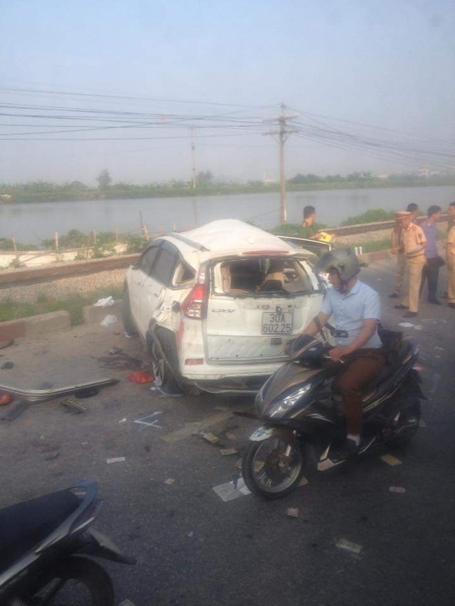 
Chiếc Honda CR-V tại hiện trường vụ tai nạn. Ảnh: Otofun
