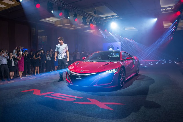 Siêu xe Honda NSX chính thức ra mắt Đông Nam Á, giá từ 14,8 tỷ Đồng - Ảnh 4.