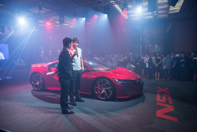 Siêu xe Honda NSX chính thức ra mắt Đông Nam Á, giá từ 14,8 tỷ Đồng - Ảnh 7.