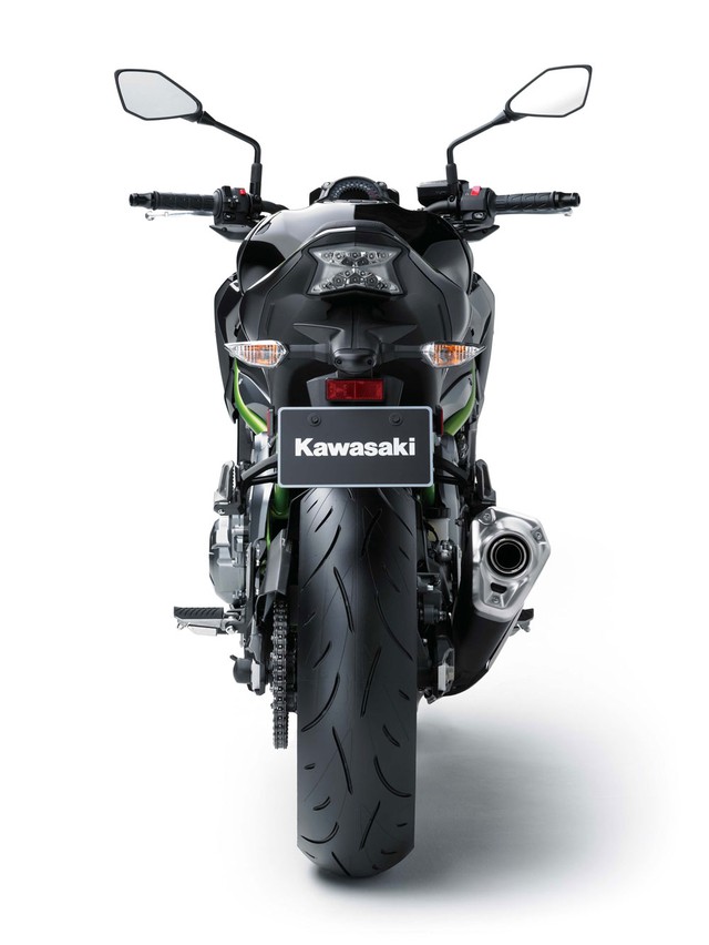 
Hiện giá bán của Kawasaki Z900 2017 vẫn chưa được công bố.
