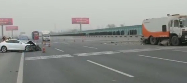 
Hiện trường vụ tai nạn tại Trung Quốc.
