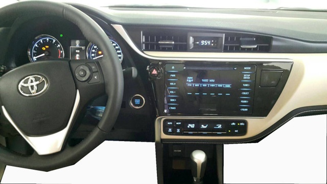 
Nội thất bên trong Toyota Corolla Altis 2017
