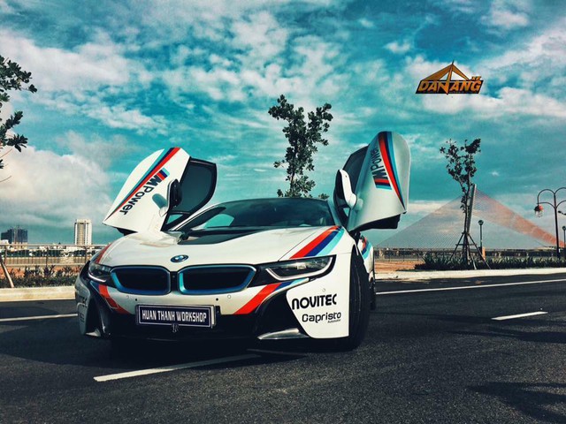 Thêm một chiếc BMW i8 tại Đà Nẵng lên tem cực chất - Ảnh 2. Thêm một chiếc BMW i8 tại Đà Nẵng lên tem cực chất - Ảnh 2.