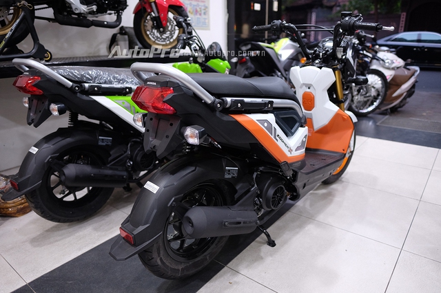 Theo công bố của nhà sản xuất, Honda Zoomer-X 2017 chỉ tiêu thụ nhiên liệu ở mức 1,6 lít/100 km.
