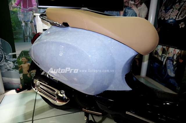 Vespa Primavera ABS phiên bản cẩn trứng đặc biệt này sẽ được đưa ra đấu giá gây quỹ từ thiện trong thời gian tới đây.