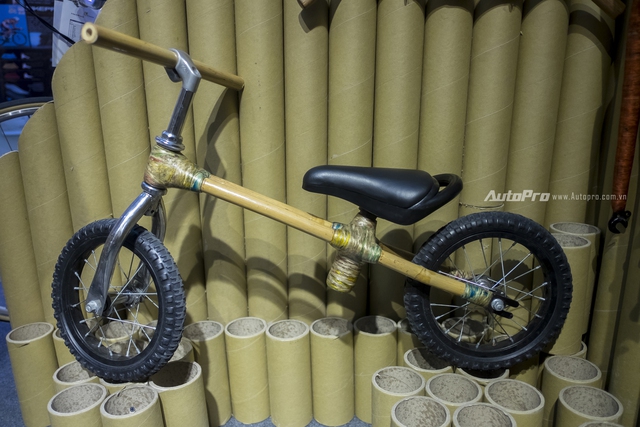Độc đáo xe đạp làm từ tre của Việt Nam, giá ngang xe máy - Ảnh 12.