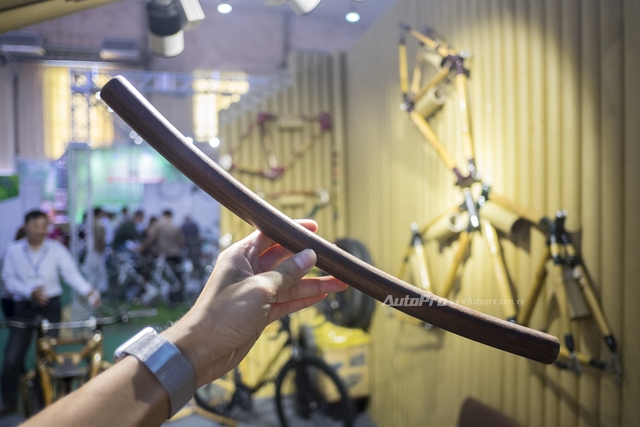 Độc đáo xe đạp làm từ tre của Việt Nam, giá ngang xe máy - Ảnh 10.