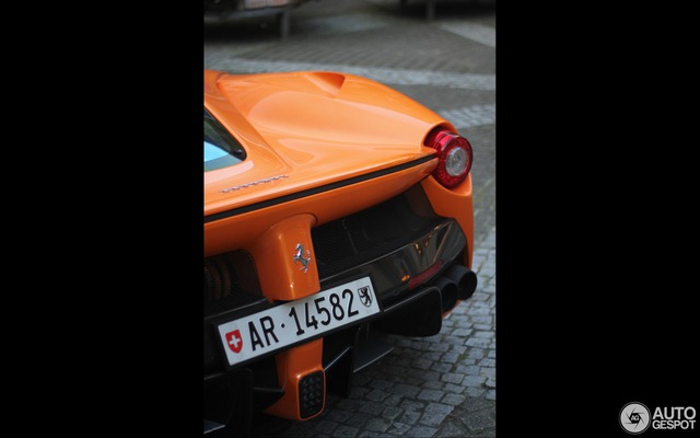Siêu ngựa triệu USD Ferrari LaFerrari màu độc xuất hiện tại Đức - Ảnh 6.