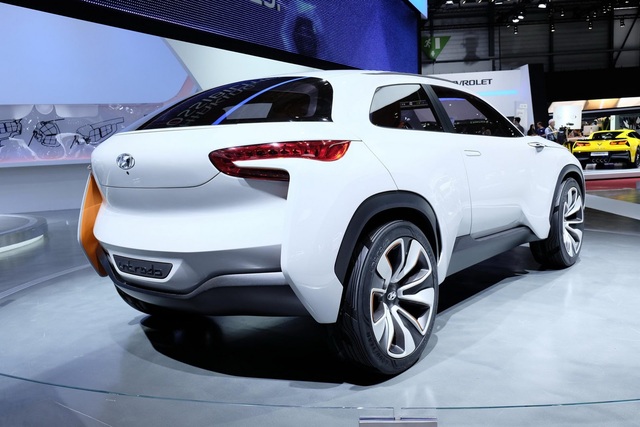 
Hyundai Intrado Concept
