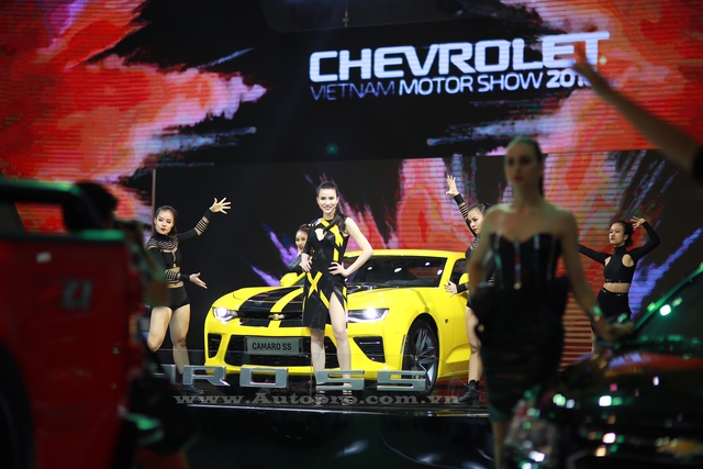 Chevrolet nổi bần bật tại VMS 2016 với quái thú Camaro SS 2016 - Ảnh 1.
