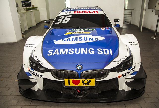 Cận cảnh xe đua BMW M4 DTM sẽ xuất hiện tại VIMS 2016 - Ảnh 2.