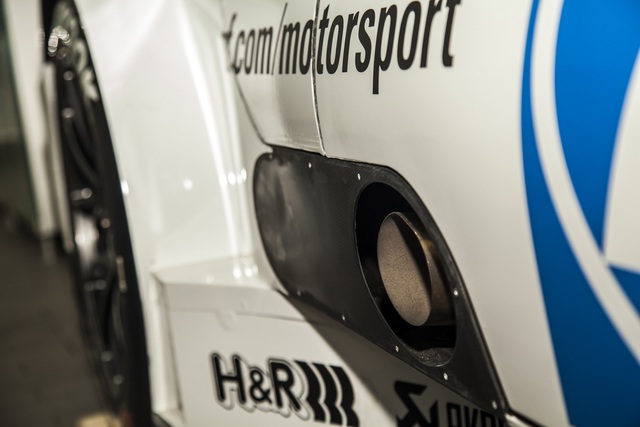 Cận cảnh xe đua BMW M4 DTM sẽ xuất hiện tại VIMS 2016 - Ảnh 7.