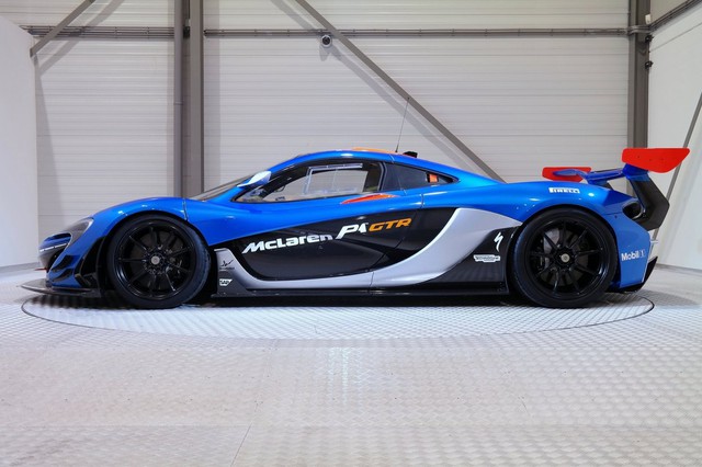 Muốn sở hữu mẫu siêu xe đua hàng hiếm McLaren P1 GTR này các triệu phú tại Hà Lan nói riêng và trên toàn thế giới nói chung phải chi số tiền khoảng 3,5 triệu USD, tương đương 77,8 tỷ Đồng.