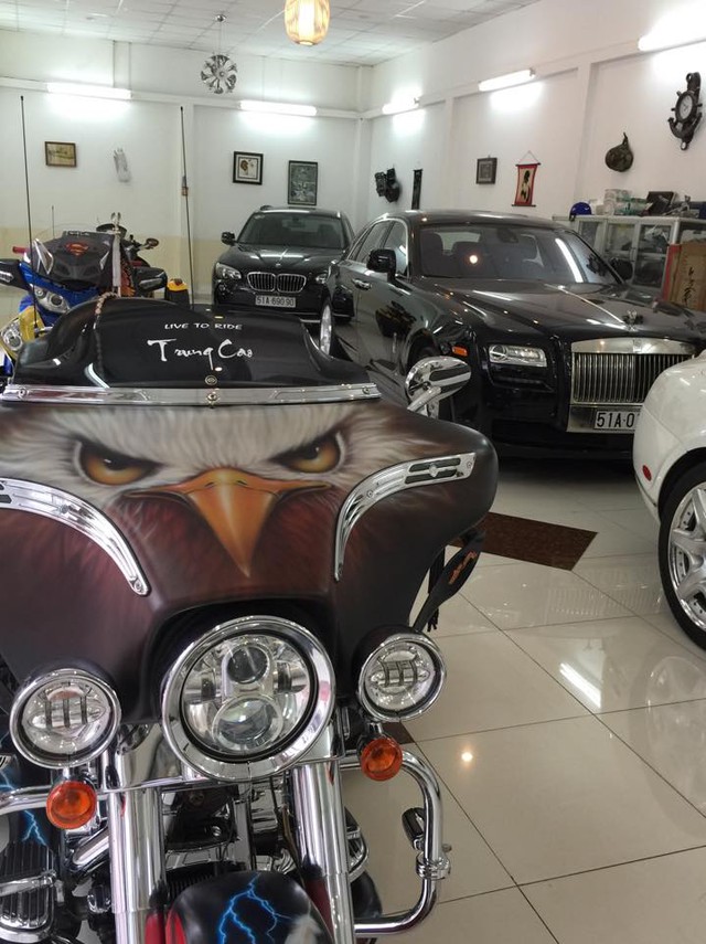Ngoài dàn siêu xe khủng, đại gia y tế còn có bộ sưu tập mô tô khiến nhiều biker phát thèm - Ảnh 10. Ngoài dàn siêu xe khủng, đại gia y tế còn có bộ sưu tập mô tô khiến nhiều biker phát thèm - Ảnh 10.