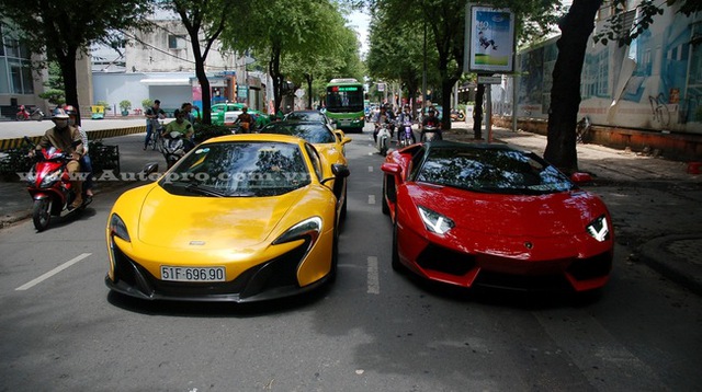 Bộ 3 siêu xe Lamborghini hơn 60 tỷ Đồng Nam tiến - Ảnh 3.