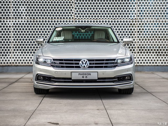 Theo hãng Volkswagen, Phideon là mẫu xe limousine phù hợp với những khách hàng Trung Quốc đang tìm kiếm một phương tiện đi lại cao cấp nhưng có thiết kế không quá nổi bật.