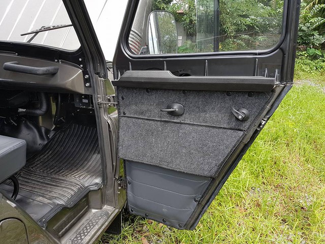 Xe Offroad Nga UAZ Hunter hưởng mức thuế nhập khẩu 0% xuất hiện tại Sài Gòn - Ảnh 5. Xe Offroad Nga UAZ Hunter hưởng mức thuế nhập khẩu 0% xuất hiện tại Sài Gòn - Ảnh 5.