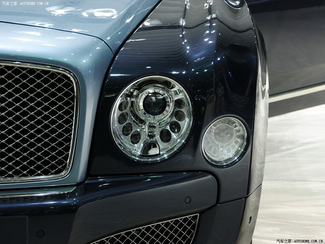 Bentley Mulsanne siêu dài và siêu an toàn tại Thượng Hải 10
