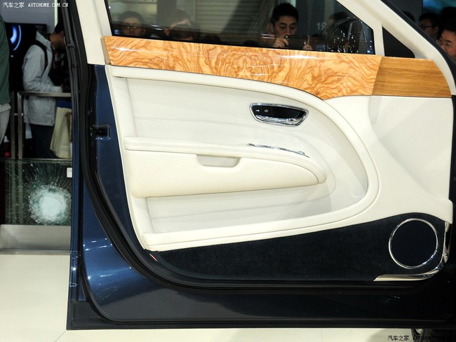 Bentley Mulsanne siêu dài và siêu an toàn tại Thượng Hải 19