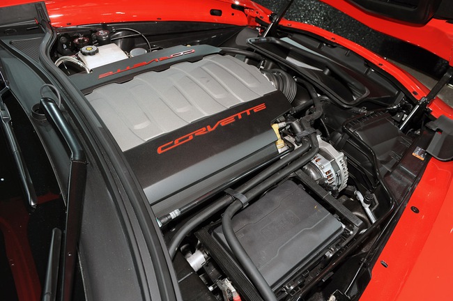 Công bố giá bán Chevrolet Corvette Stingray 11
