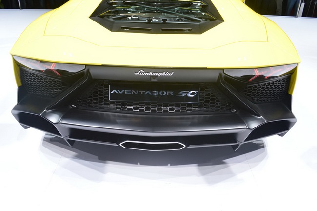 Aventador LP720-4 50° Anniversario “tung cánh” tại Thượng Hải 22