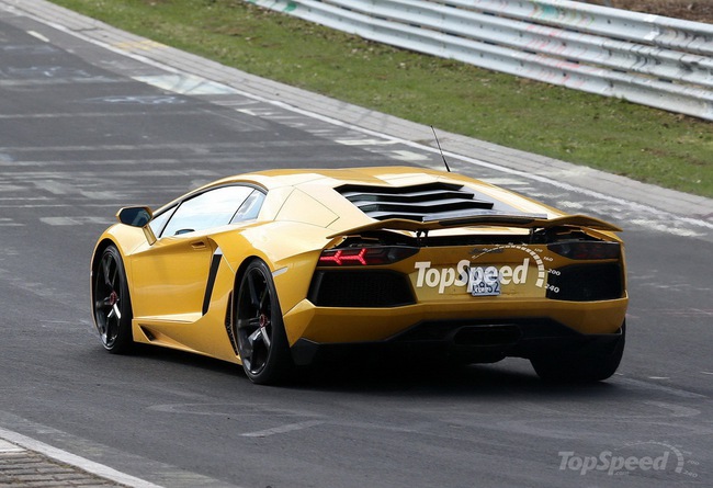 Lamborghini Aventador SV xuất hiện trên đường thử 7