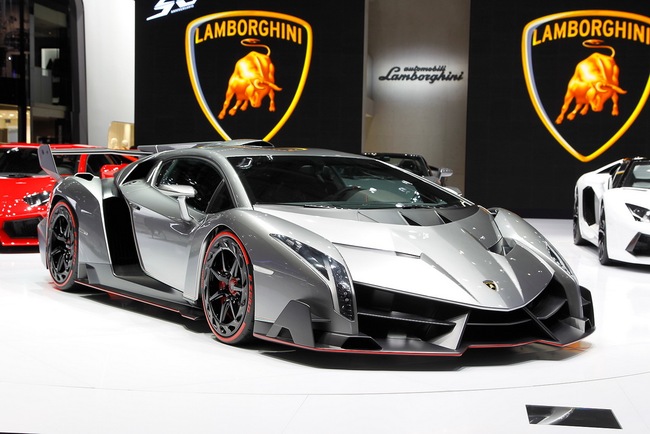 Edmunds: Lamborghini Veneno là siêu xe xấu nhất mọi thời đại 4