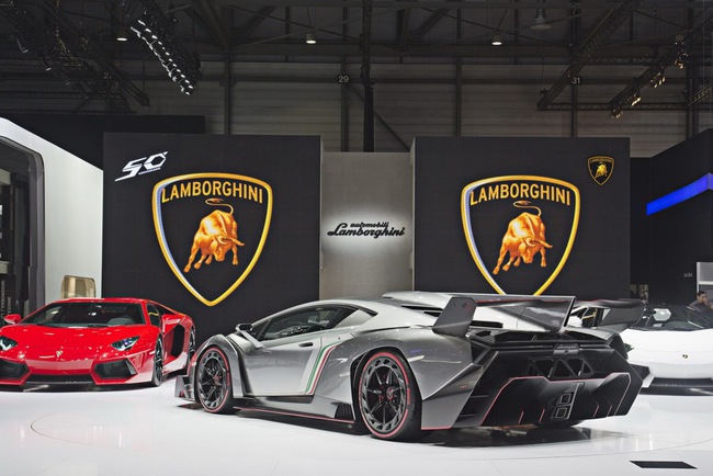 Edmunds: Lamborghini Veneno là siêu xe xấu nhất mọi thời đại 12