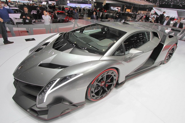 Edmunds: Lamborghini Veneno là siêu xe xấu nhất mọi thời đại 15