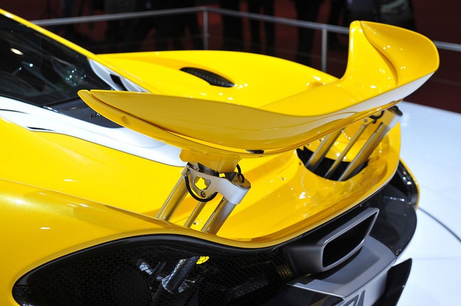 Thiết kế khí động lực học ấn tượng của McLaren P1 12