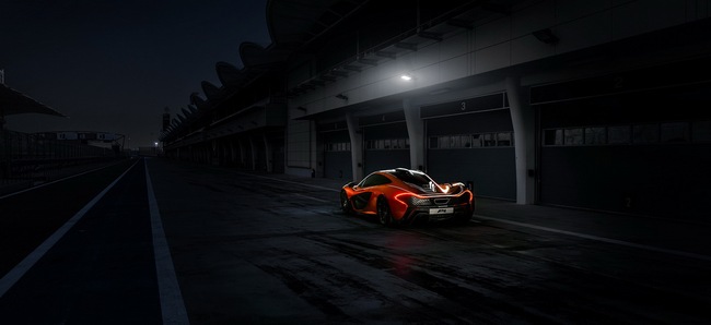 McLaren P1 khoe vẻ đẹp ấn tượng tại Bahrain 23