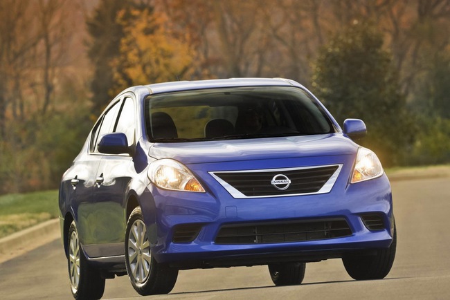 Nissan Versa Sedan 2014: Cải tiến nhỏ, giữ nguyên giá 1