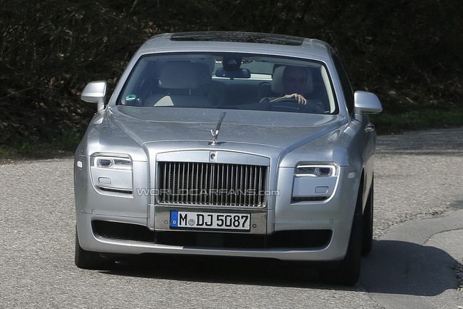 Bản cập nhật Rolls-Royce Ghost xuất hiện trên đường thử 1