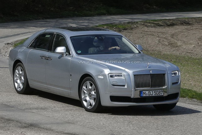 Bản cập nhật Rolls-Royce Ghost xuất hiện trên đường thử 2