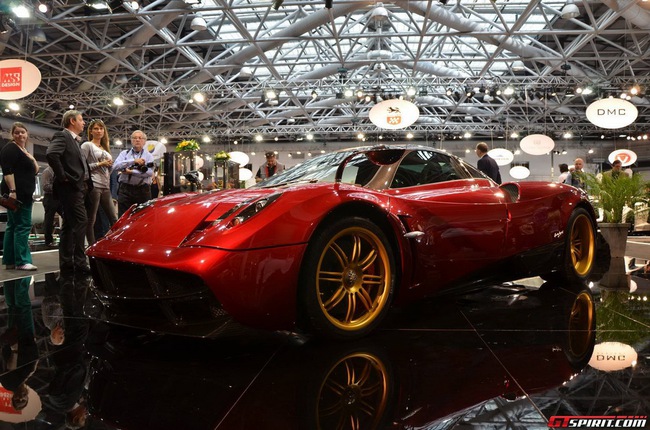 Pagani Huayra và Koenigsegg Agera S Hundra đua nhau khoe sắc tại Monaco 2